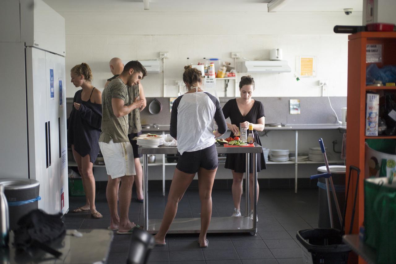 Surfers Paradise Yha Southport Bagian luar foto
